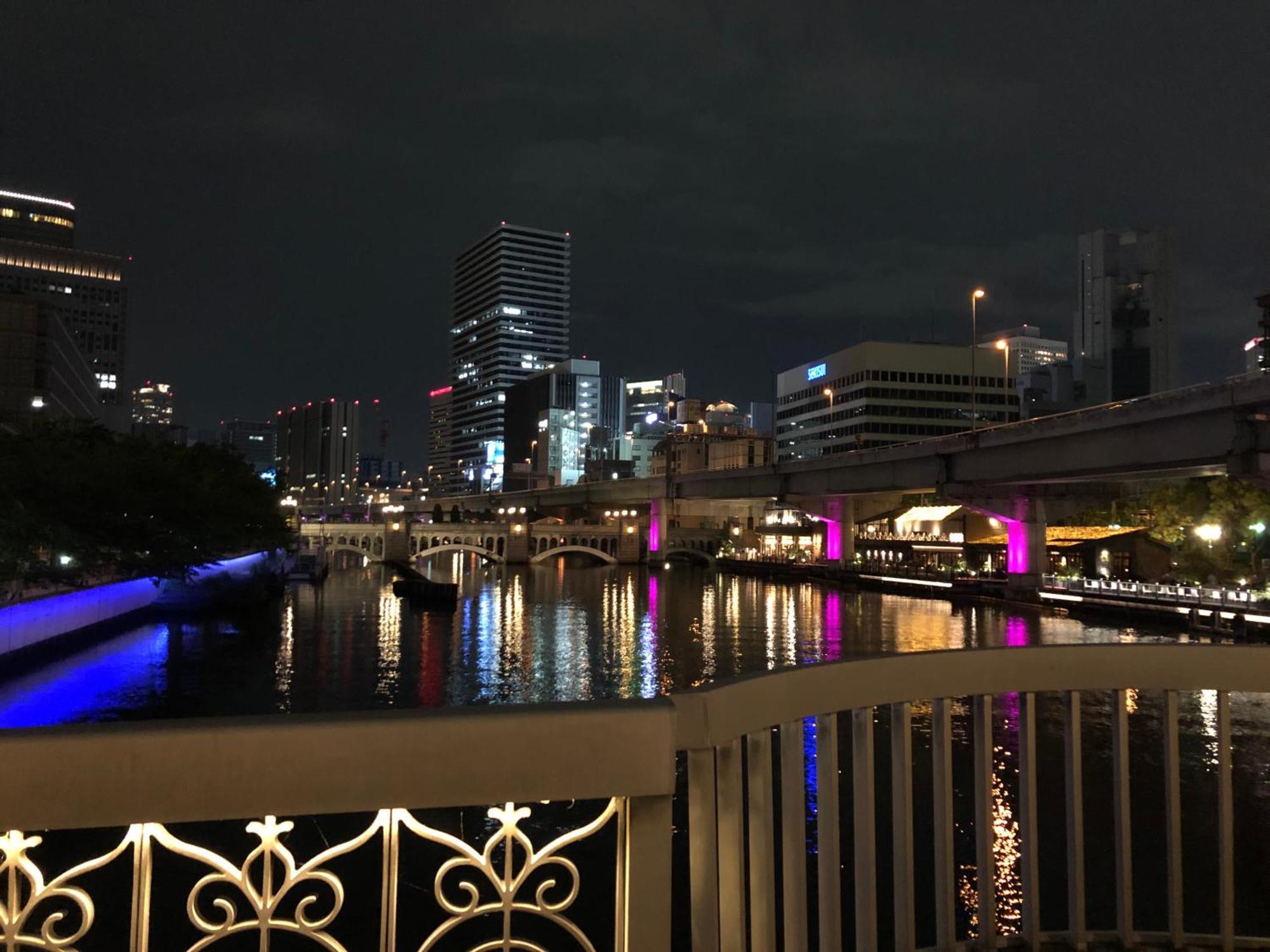 Roundabout Osaka Lejlighed Eksteriør billede